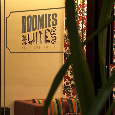 Roomies Suites Бату-Феррінгі Екстер'єр фото